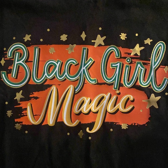 New “Black Girl Magic” v neck t-shirt - Picture 3 of 3